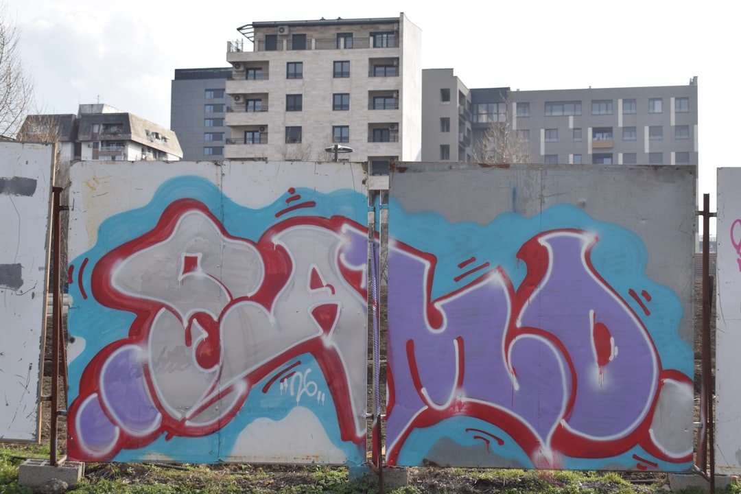 Diseño de interior minimalista en villa patagónica